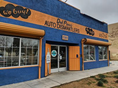 Del Paso Auto Dismantlers, Sacramento, California