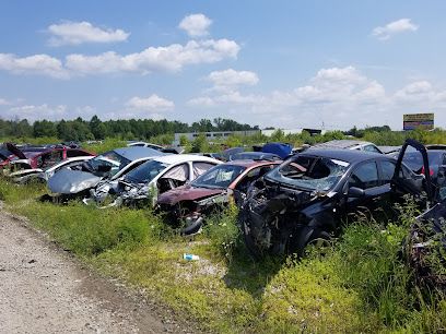 5 C Auto Yard, Austin, Indiana