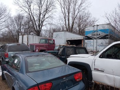 Howard & Sons Towing & Salvage, Hamlet, Indiana