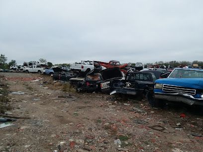 Yaw's Auto Salvage, Des Moines, Iowa